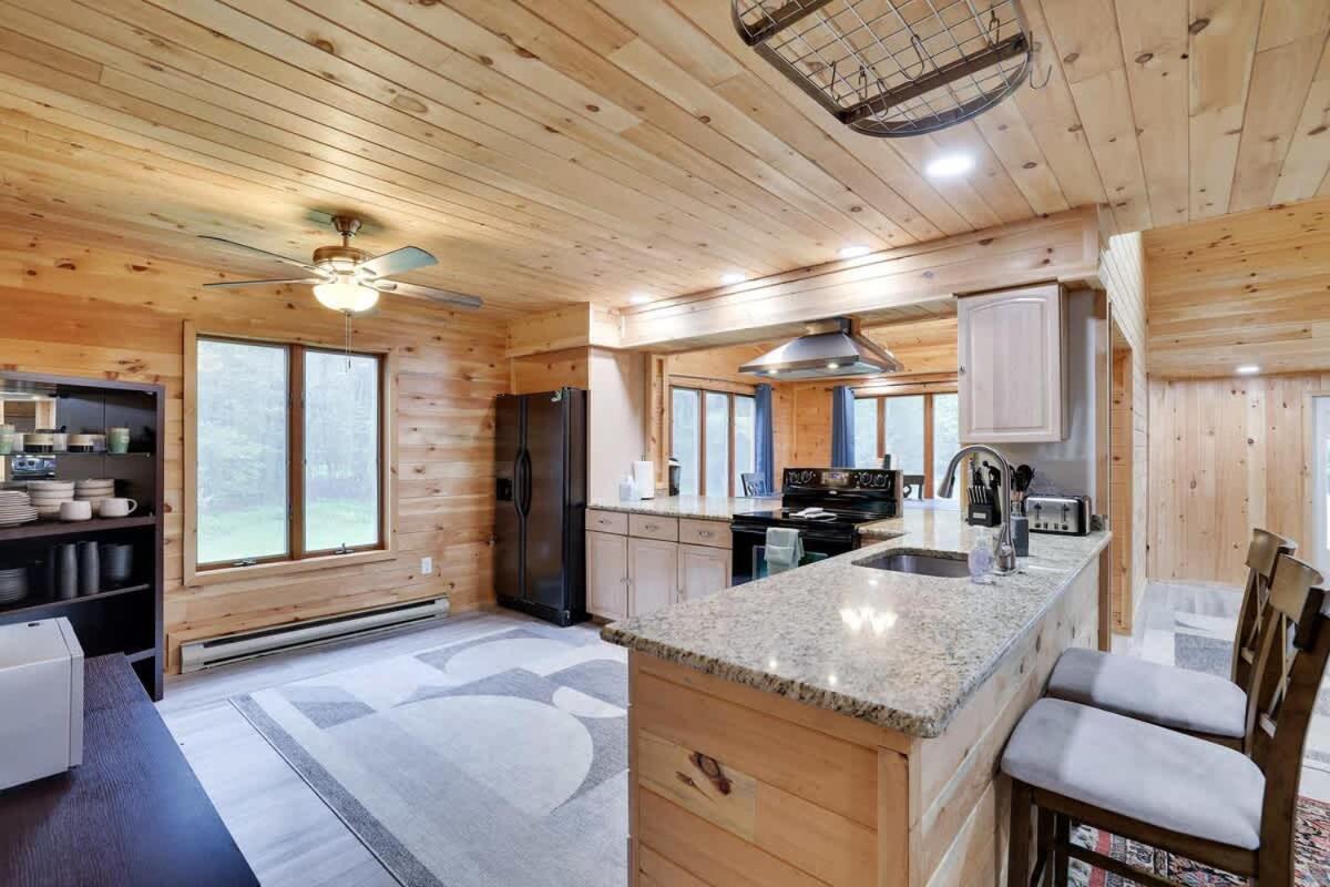 Relax In Blakeslee - Spacious 5Br Home With Bbq Exterior photo